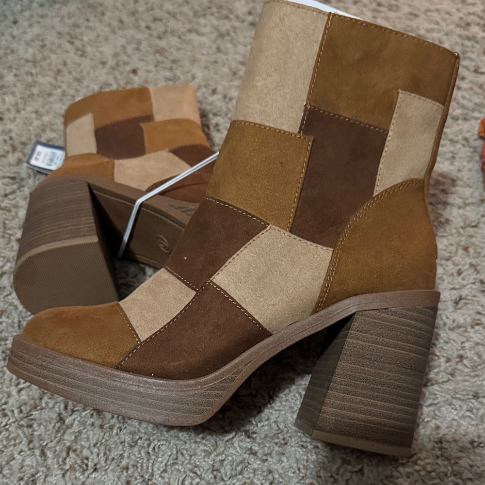 Universal Thread Patchwork Heeled Boots in Brown and Tan